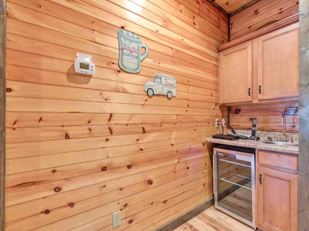 Pine Tree Lodge جاتلينبرج المظهر الخارجي الصورة