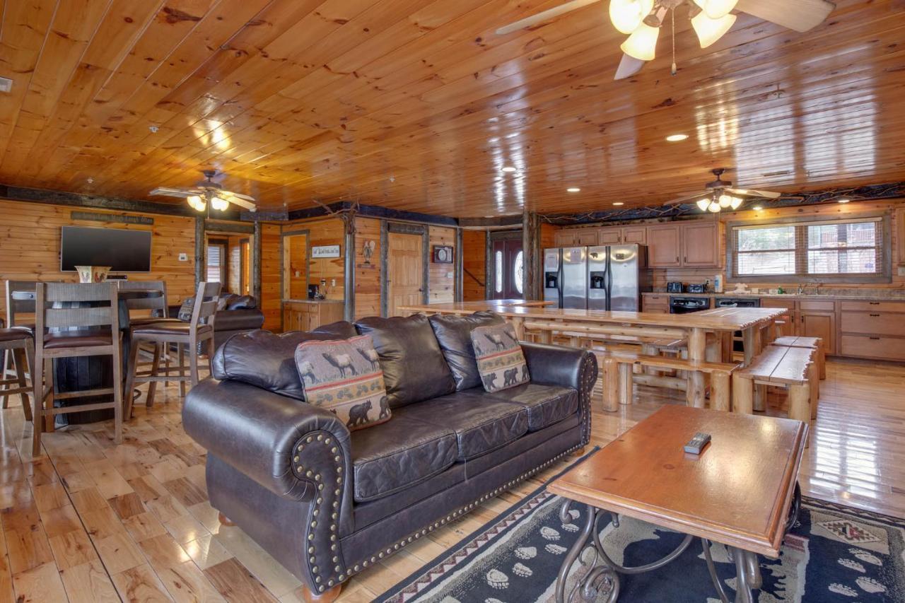 Pine Tree Lodge جاتلينبرج المظهر الخارجي الصورة