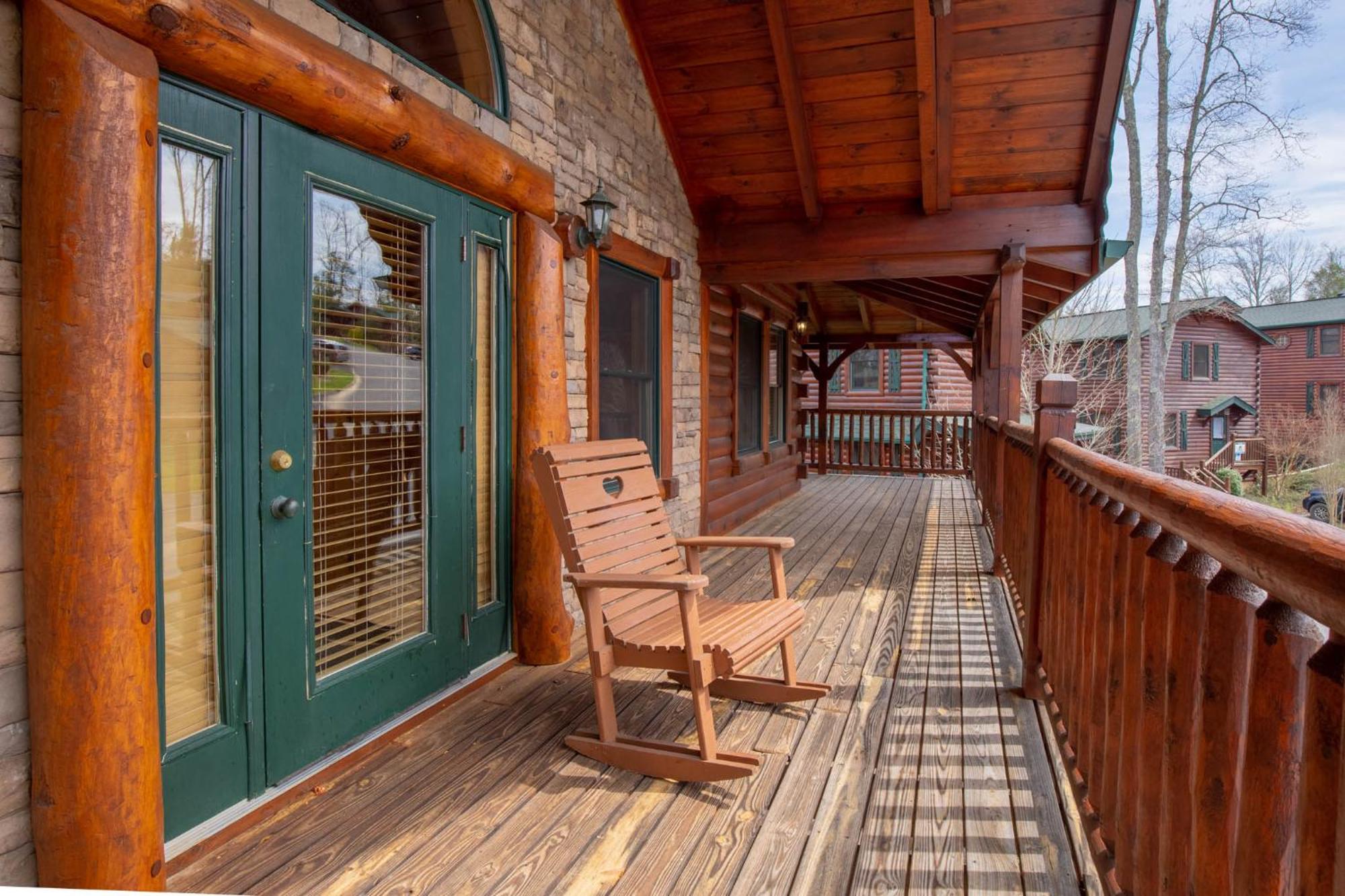 Pine Tree Lodge جاتلينبرج المظهر الخارجي الصورة